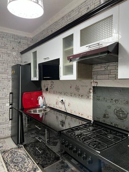 Срочно квартира сотилади 70 КВ 3 хона