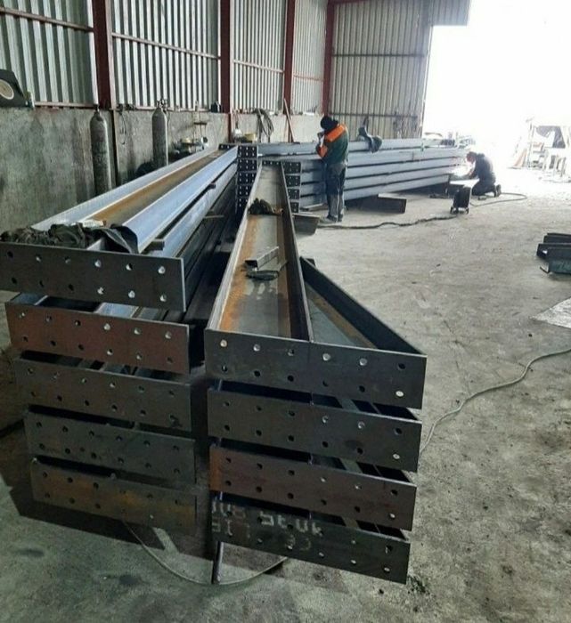 Hala metalica 12x25x5 ipe 180