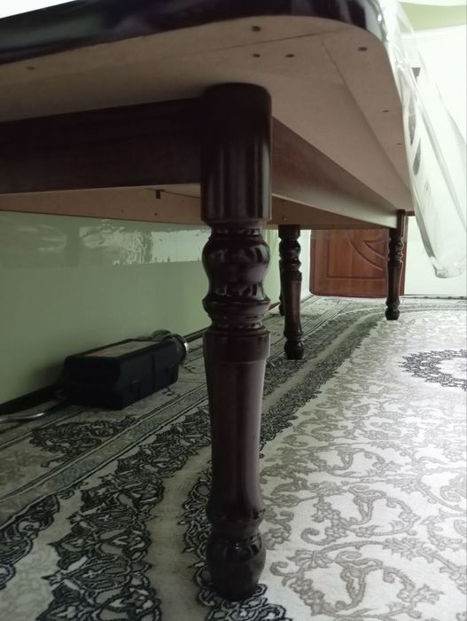 Хонтахта + Стол сотилади. 350×120. Микрорайон 1-остановка