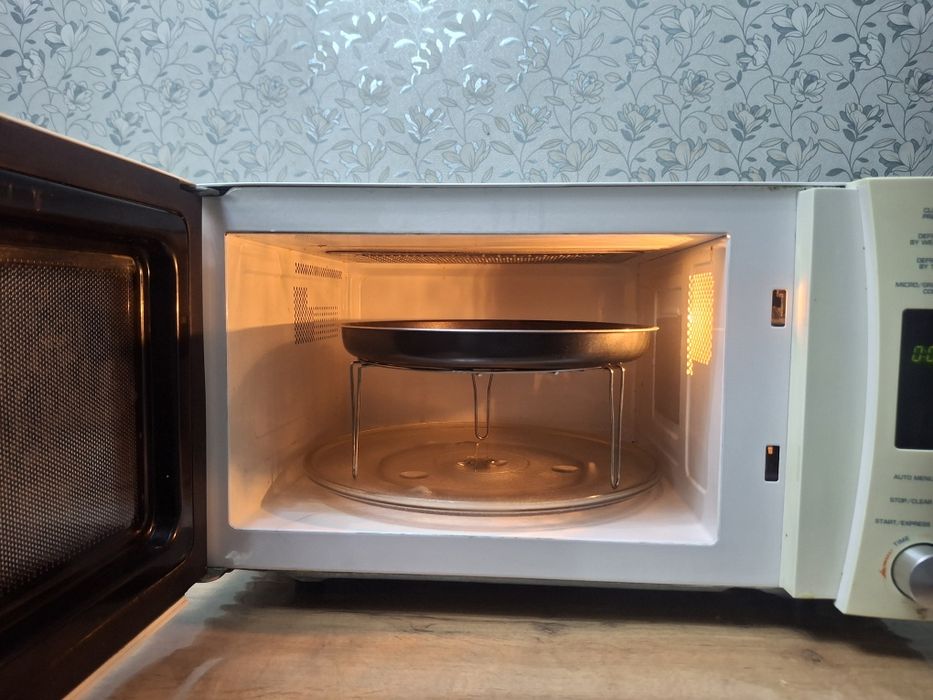 Продам микраврлновка