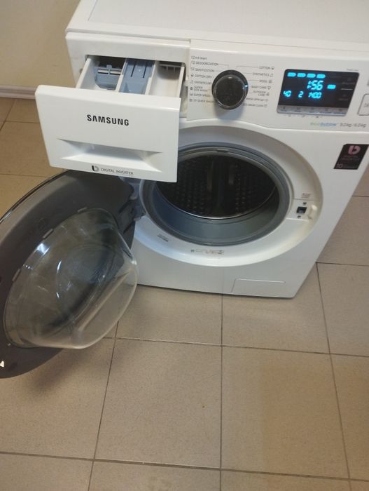 Пералня със сушилня самсунг
