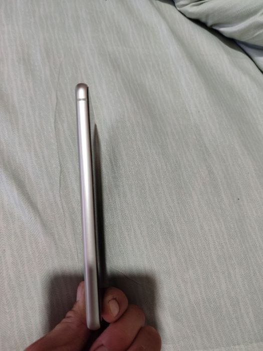 Samsung Galaxy S21 FE 128 GB sotiladi

Telefon holati juda yaxshi, eh