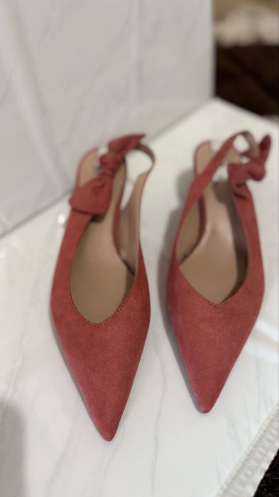 Токчета Zara 40 розови