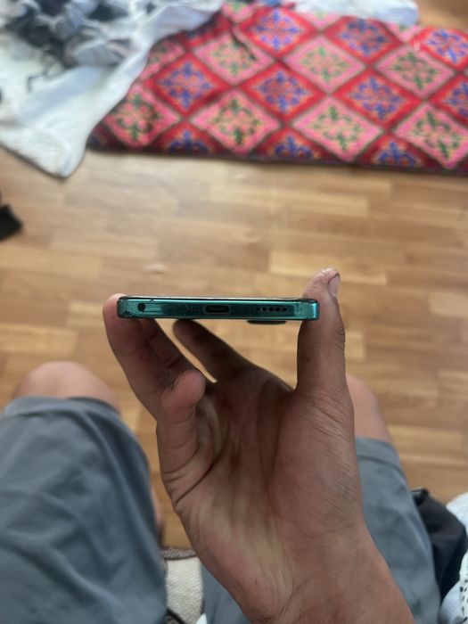 Продам vivo 40 lite