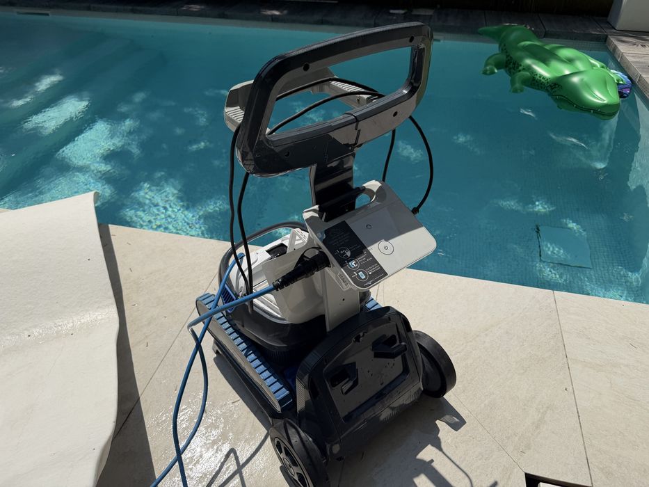 Robot Piscina Dolphin 300i