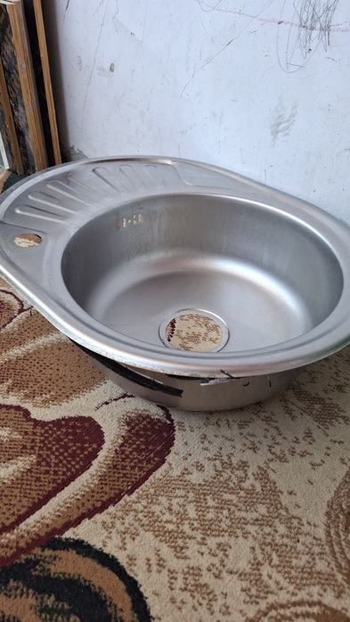 Раковина в хорошем состоянии