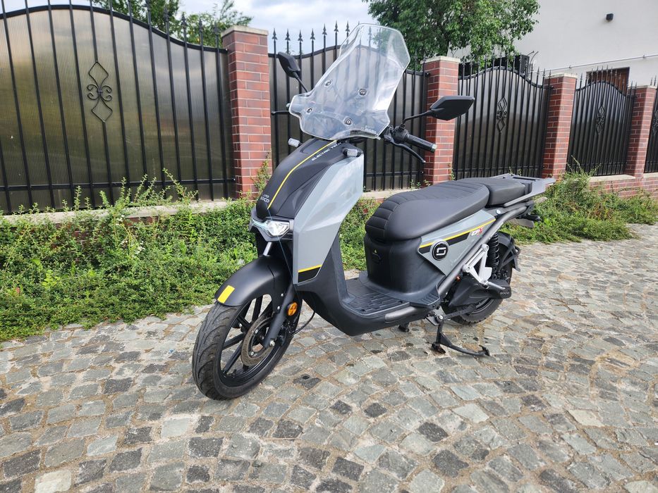 Super Soco CPX electric 2 acumulatori
