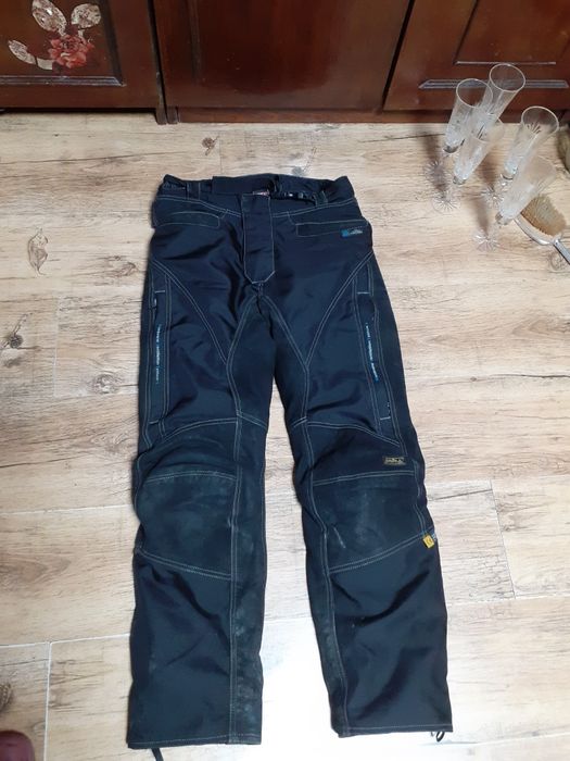 Моториски  панталон