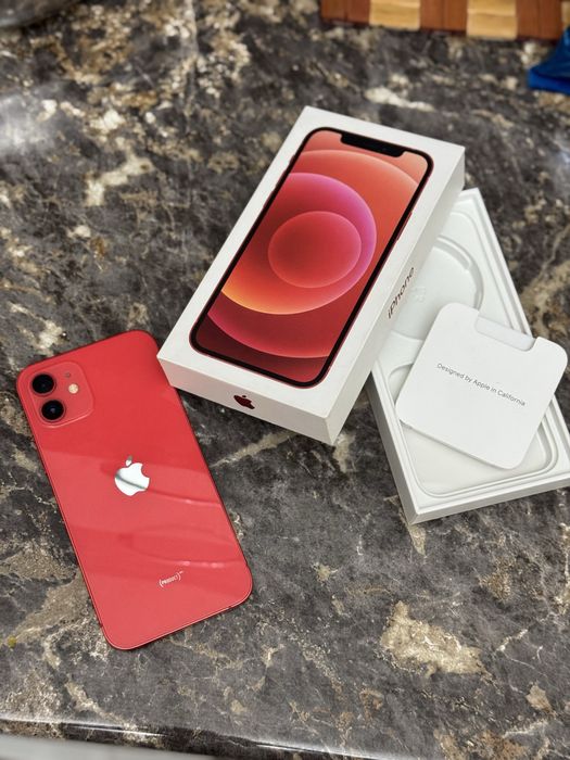 Продам айфон 12