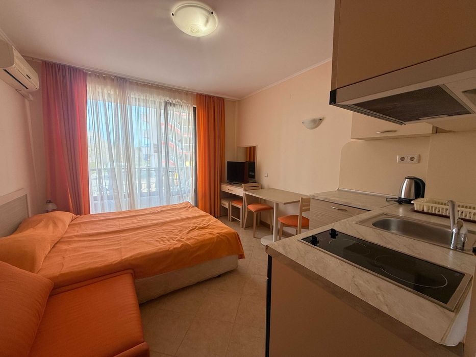 Продава се Едностаен апартамент в к.к. Слънчев бряг - 36 кв.м за 751 €/кв.м - Снимка #2