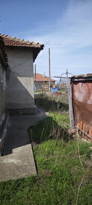 Продава се Къща в с. Окорш, Област Силистра - 100 кв.м за 255 €/кв.м - Снимка #4