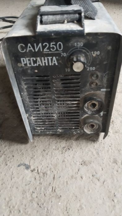 Ресанта 250 А срочна прадаю