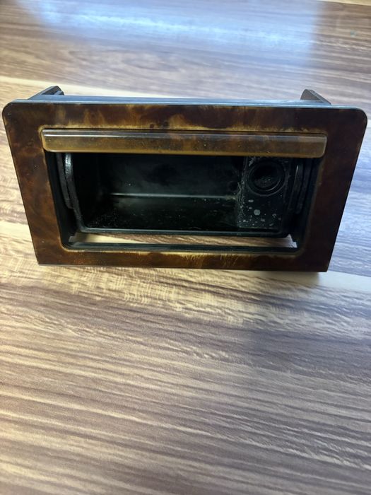 Пепелник махагон за е36