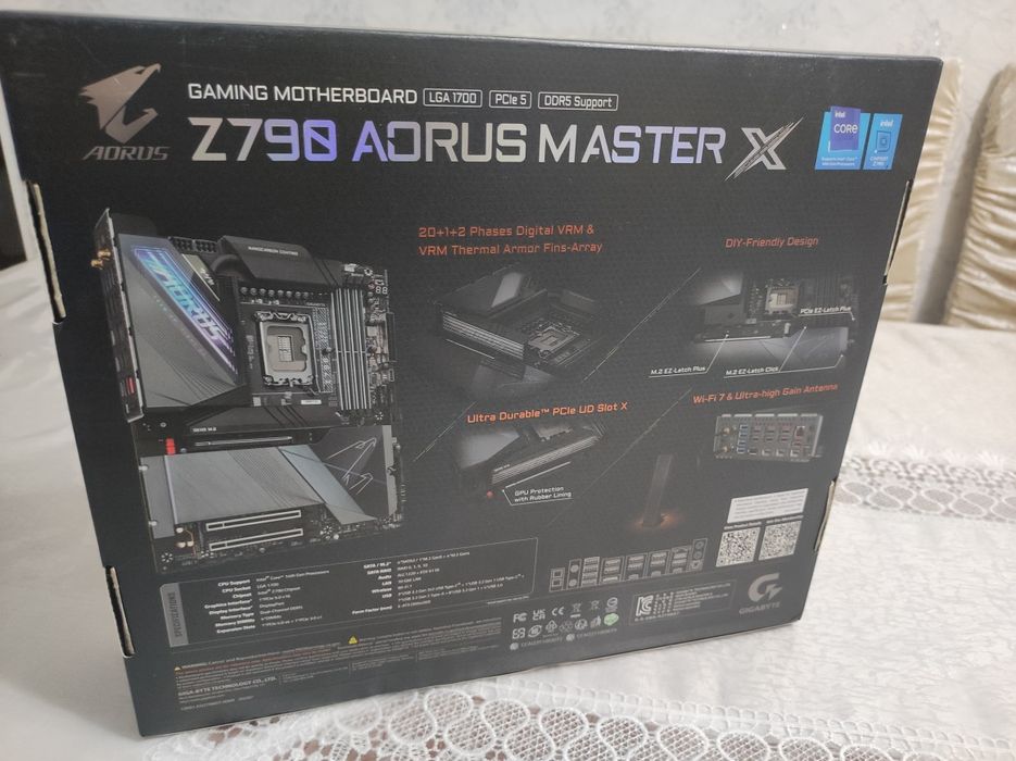 Материнская  плата Aorus Z790 Master X