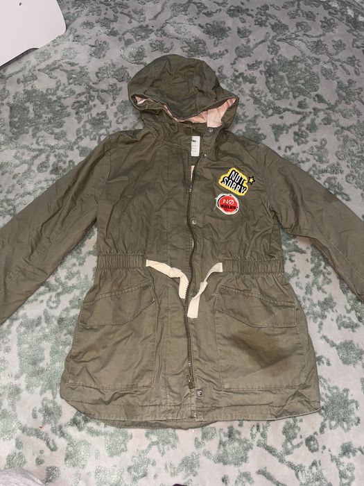 продам ветровочки для девочек по 2000тг