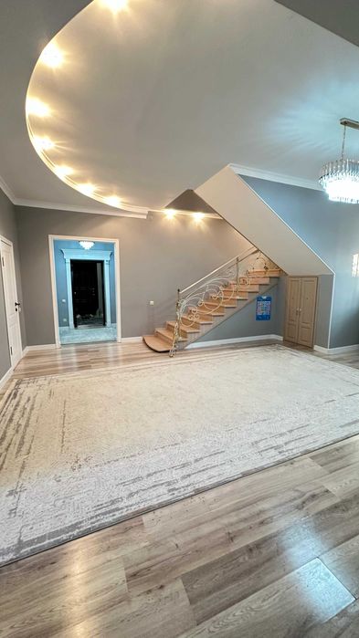 Продам коттедж в Асане