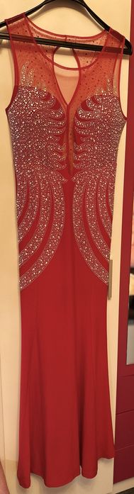 Официална червена рокля