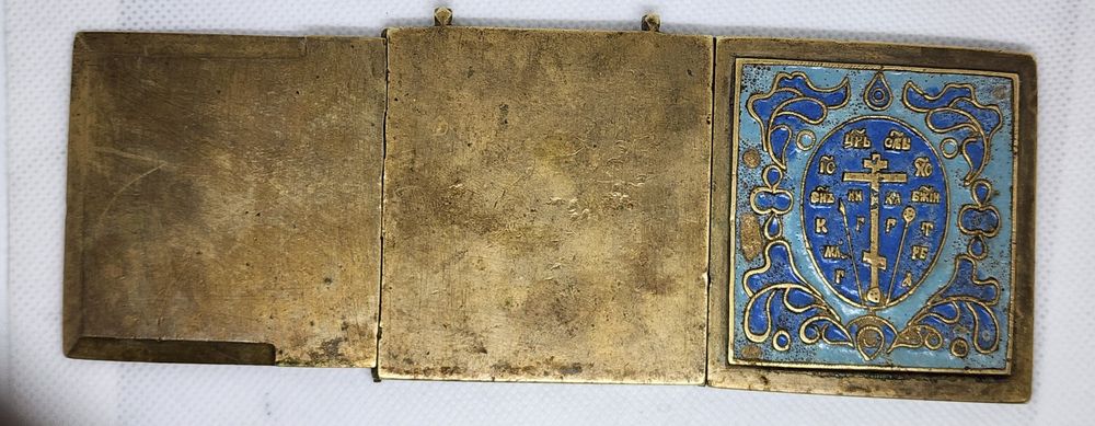 62 мл на 60 мл размер складня в закрытом виде.