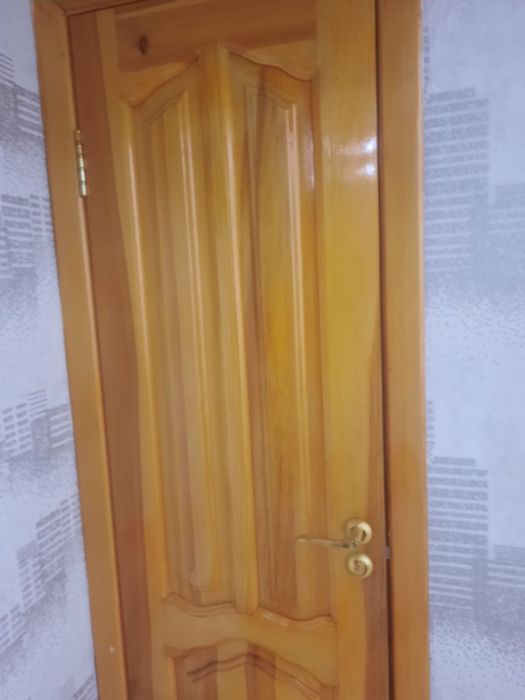 Продам межкомнатные двери