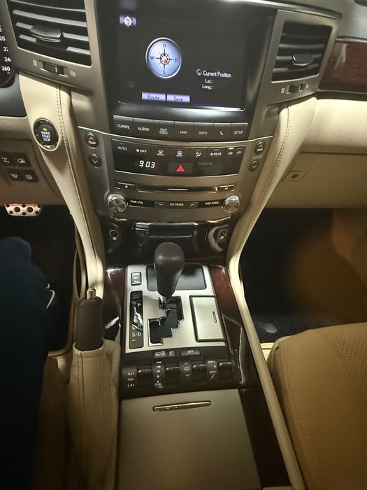 Продается Lexus 570 LX Sport