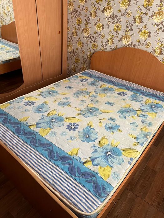 Продам кровать двухспальная