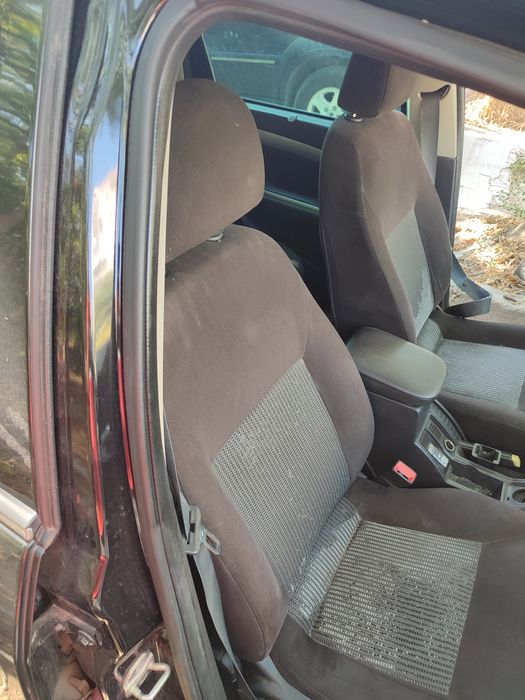 Седалки за Фиат крома