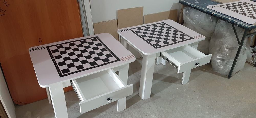 Шахматный стол, настольные игры