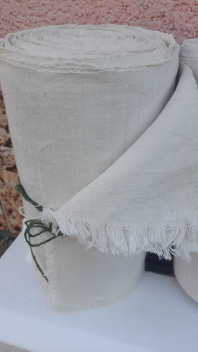 Pânză din in țesută în stative