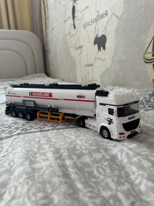 Игрушки, собачка, монстр трак, машинки