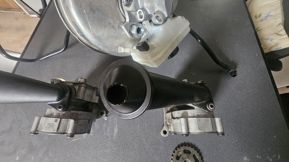 Tulumba plus pompa ulei Audi Q7 4 m