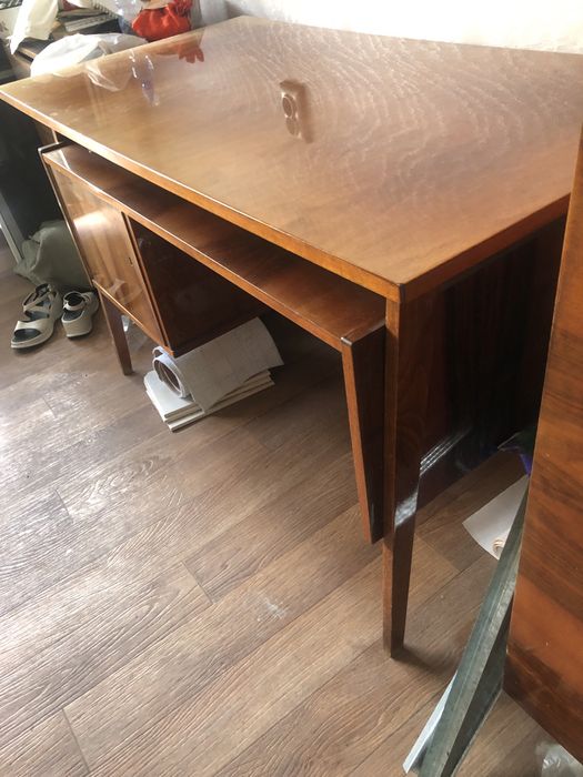 Стол письменный, дерево, 1971 г