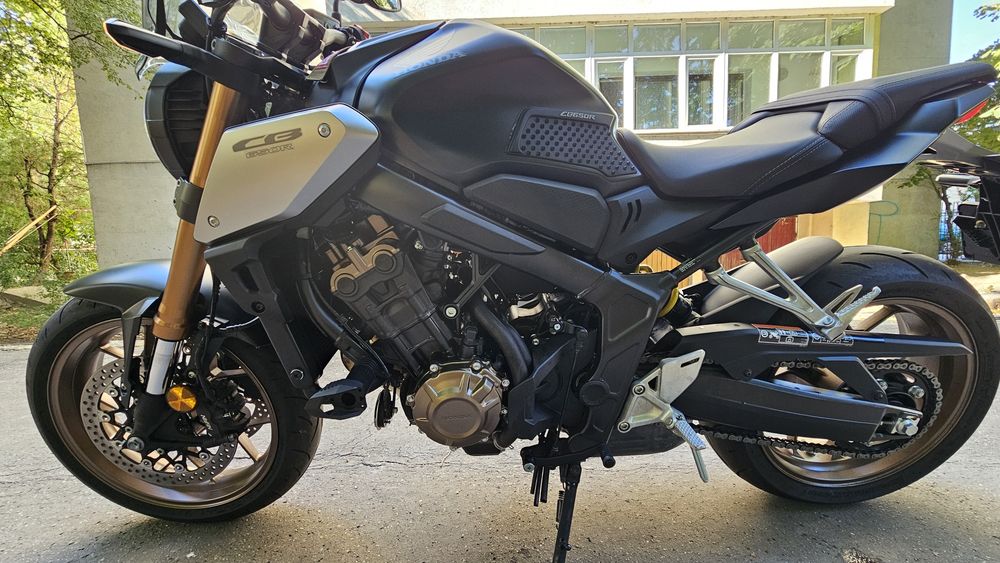 HONDA CB 650 R, 2022, ABS, ESP, FULL LED, 9800 KM