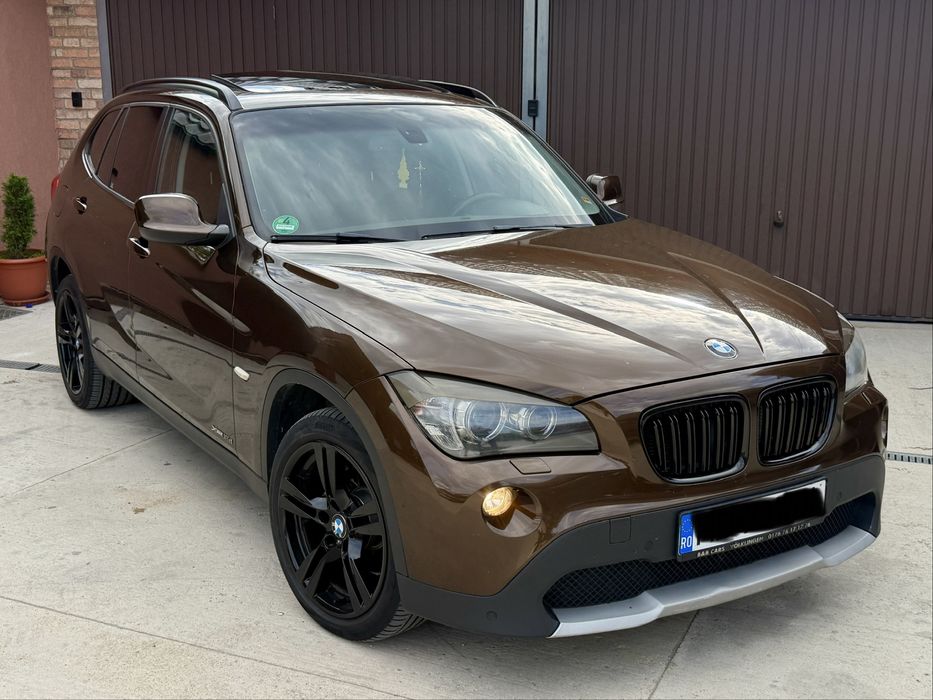 BMW X1 2011 — imagine 2