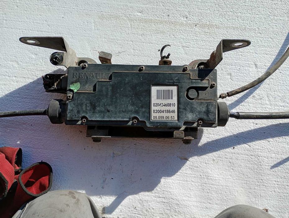 Електрическа ръчна спирачка Рено Еспейс 4