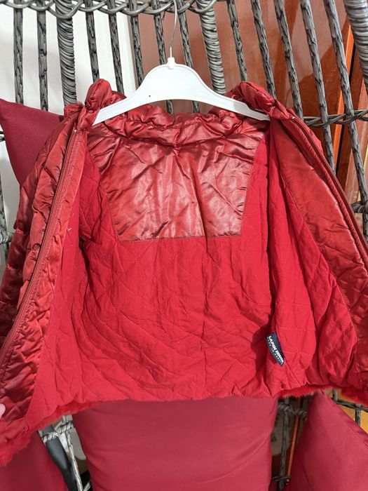 Geaca iarna fetita LAPIN HOUSE 3 ani / 98 cm - Rosie lucioasa cu blanita - Originala