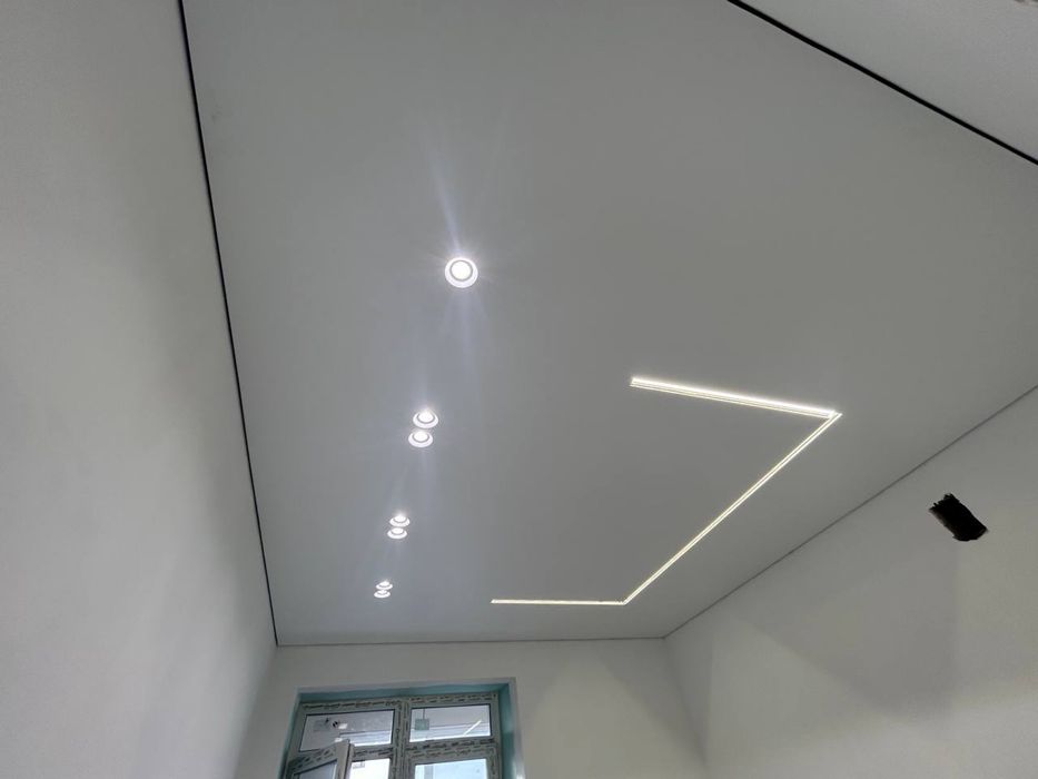 Натяжные потолки с выгодой