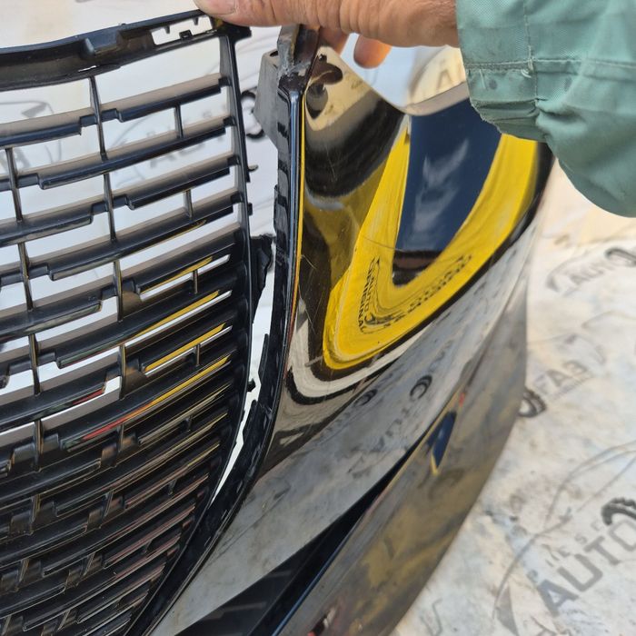Bara fata Peugeot 208 cu banouri an 2019-2020-2021-2022-2023