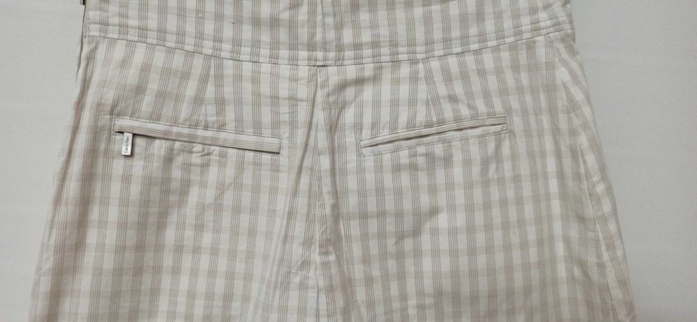 Fusta golf Calvin Klein  marimea 10
