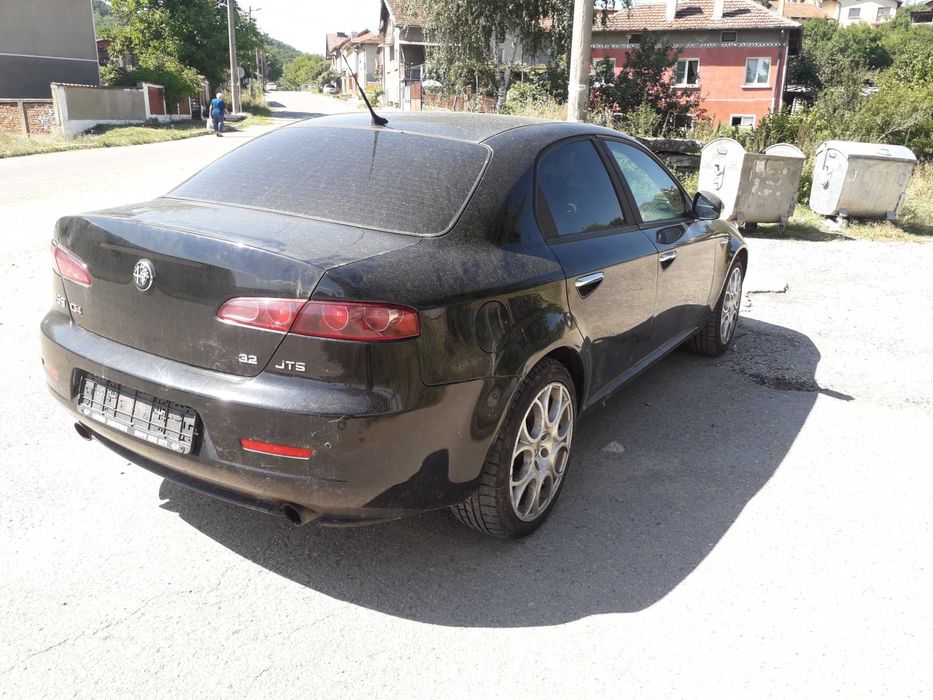 Алфа Ромео 159 на части