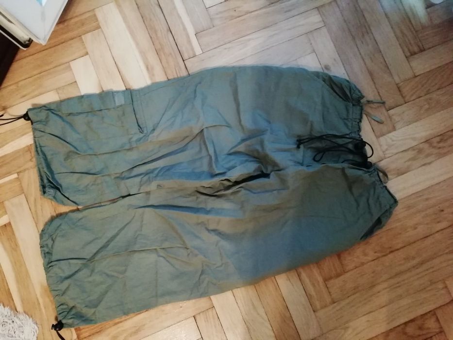 Vand pantaloni scurti cargo, 49 cm in talie