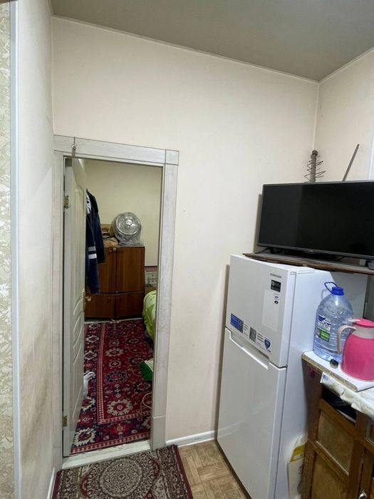 Kvartira sotiladi qora qamish 2/4da 3xona qlingan