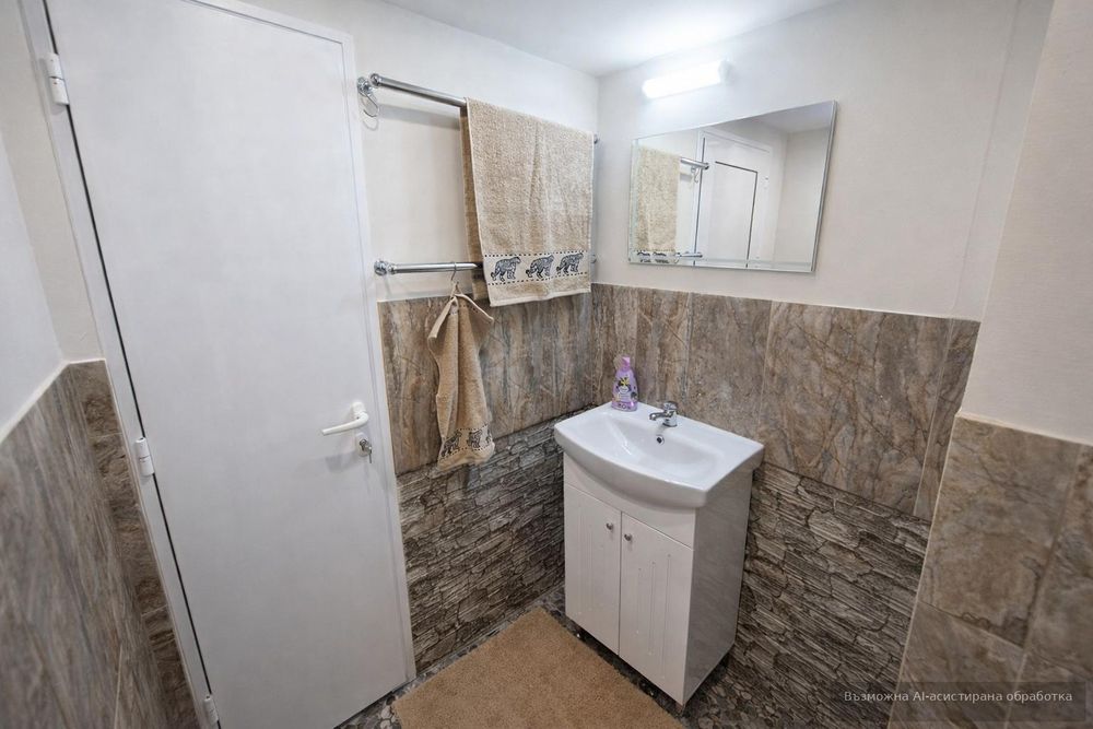 Дава се под наем Етаж от къща в Пловдив, Кючук Париж - 50 кв.м за 348.84 € - Снимка #3