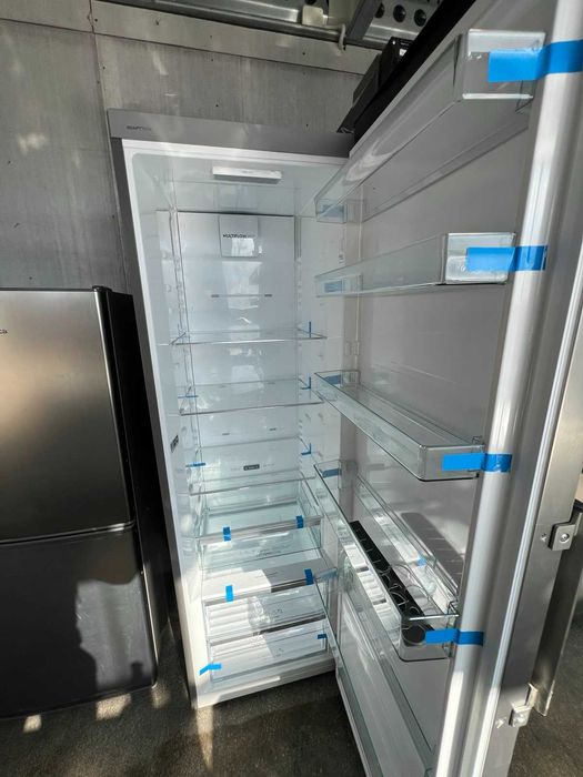 Свободностоящ хладилник Gorenje R619SXL6