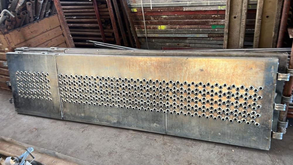 Inchiriez schela îngustă 0.6 m..0.5m