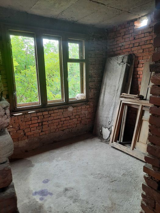 Продава се Къща в Лом - 210 кв.м за 170 €/кв.м - Снимка #3