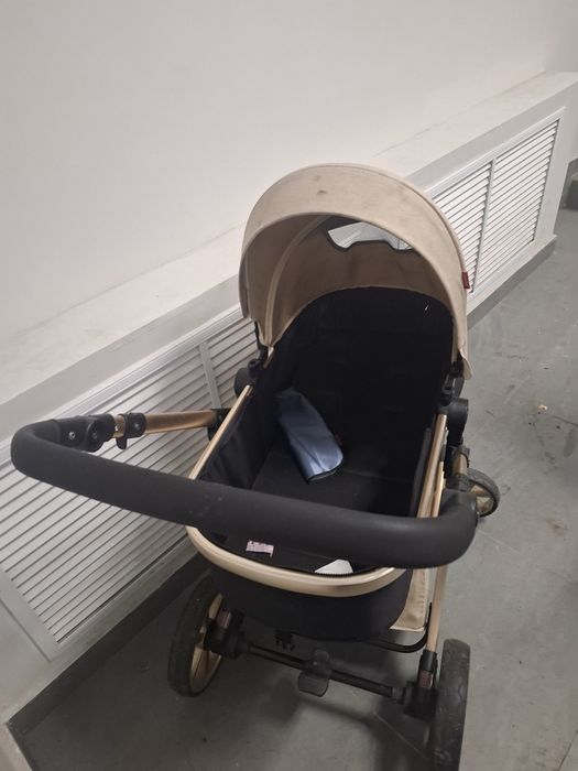 Коляска один и двух местные