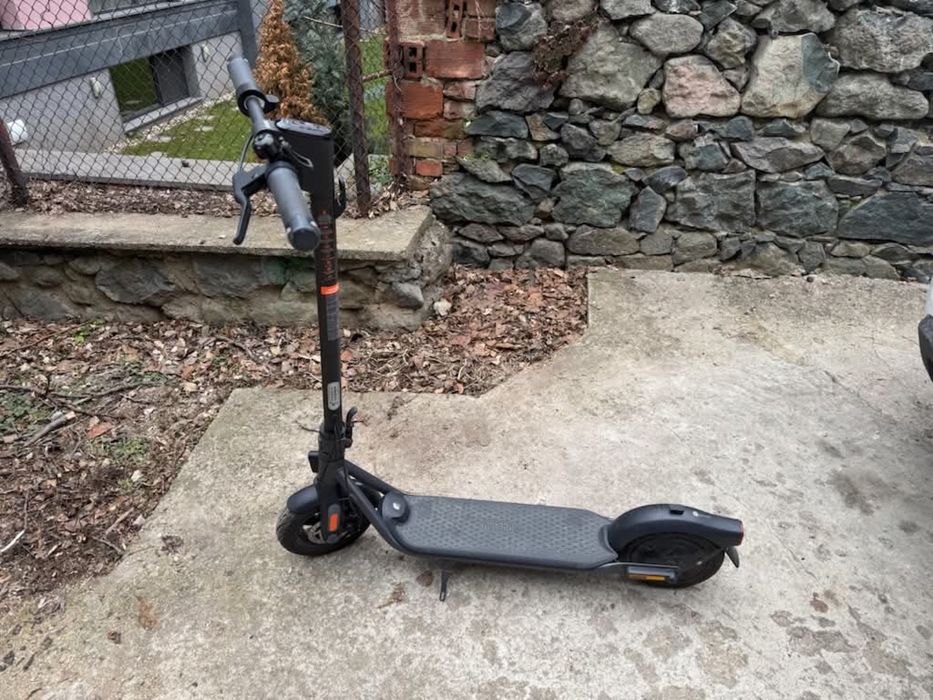 Тротинетка Segway Ninebot F2 plus