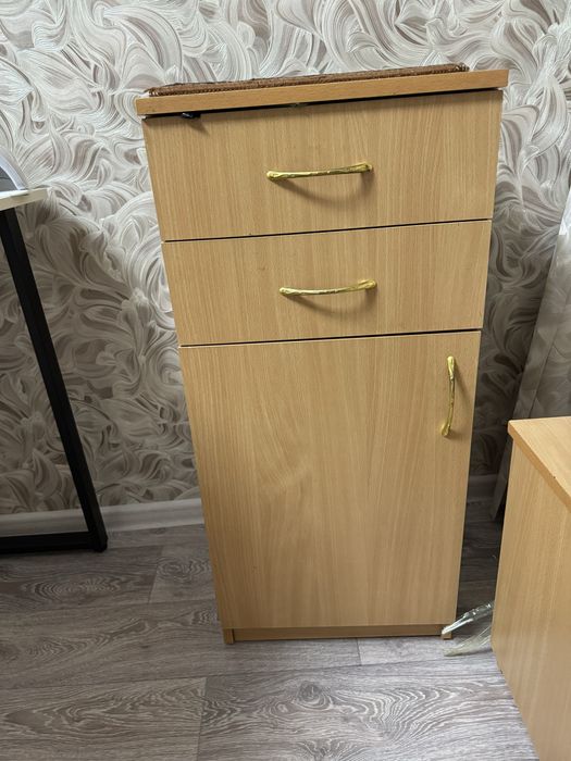 Угловой шкаф в прихожую