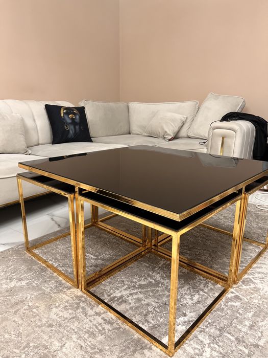 продаване! Маса за хол