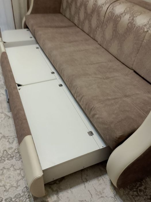 Продам диван с банкеткой
